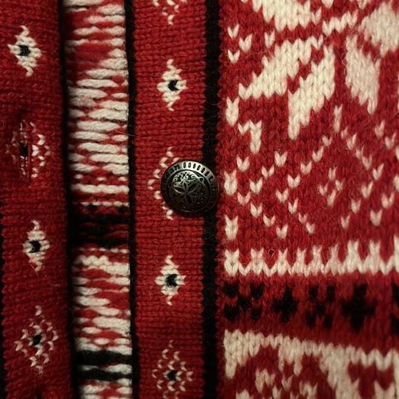 LL Bean 100% Lamb’s Wool Nordic Snowflake Christmas Sweater Cardigan Red Black L - Picture 2 of 5